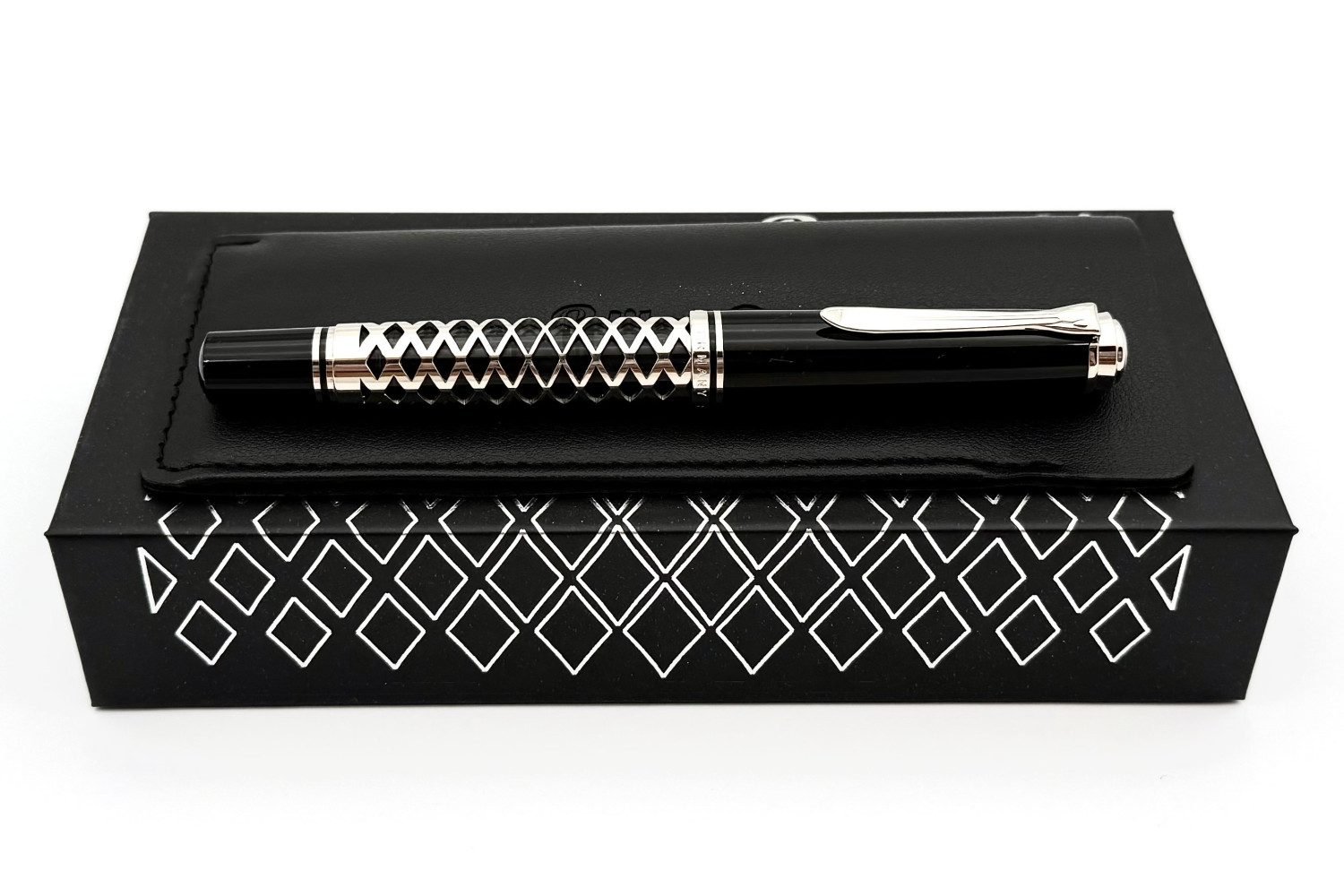 PelikanSESouveranM805MetalSleeveFP_CFix